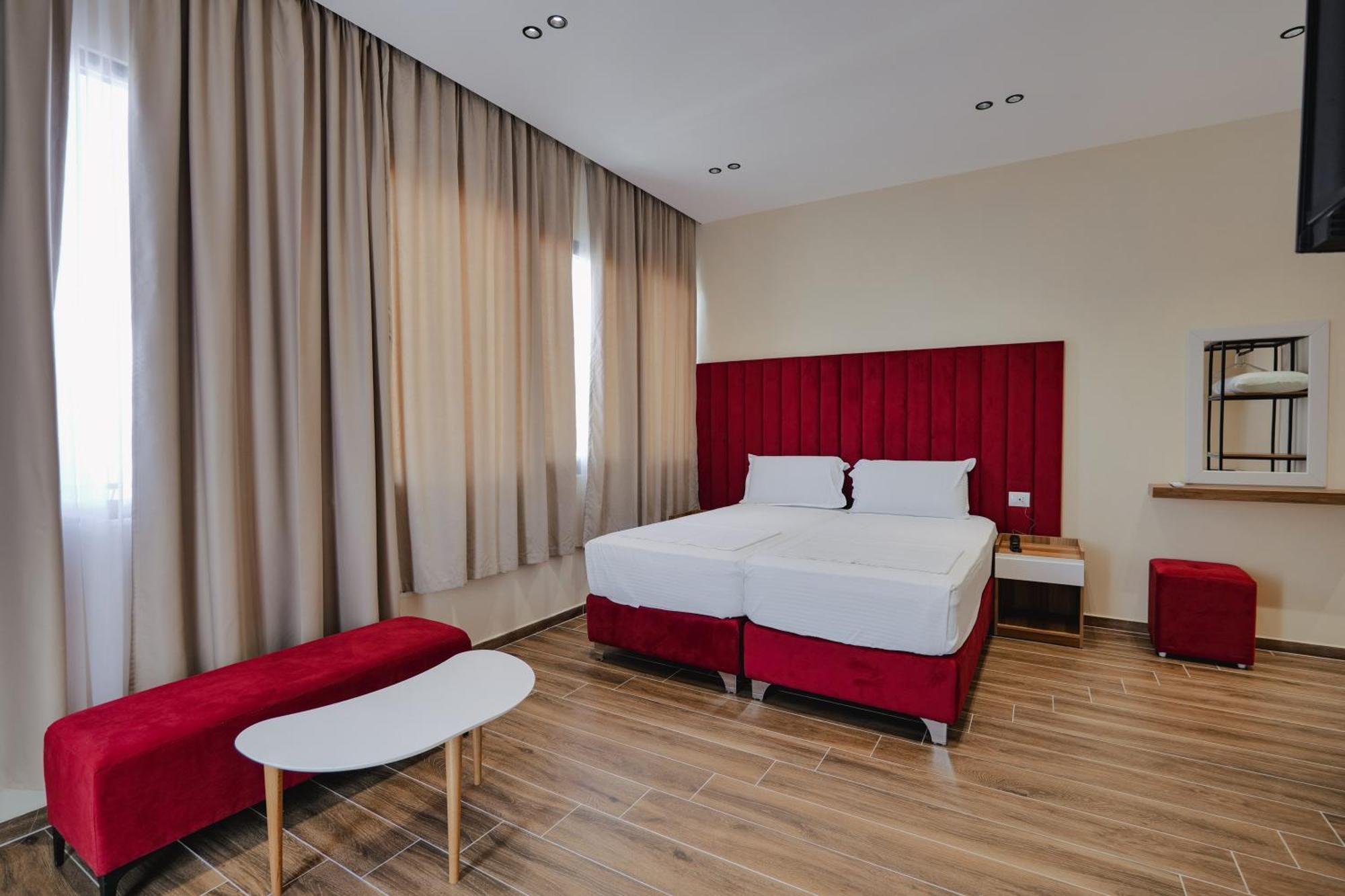 Armar Hotel Sarandë 외부 사진